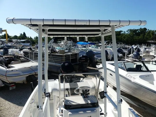 Slide: The Image of Bayliner Element F18 2020 - 13