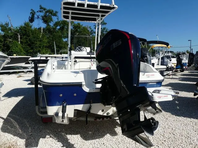 Slide: The Image of Bayliner Element F18 2020 - 4