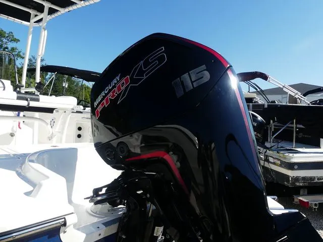 Slide: The Image of Bayliner Element F18 2020 - 5