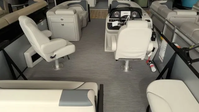 Slide: The Image of Godfrey Sweetwater 2286 SFLC 27" Impact Center Tube Packag 2026 - 9