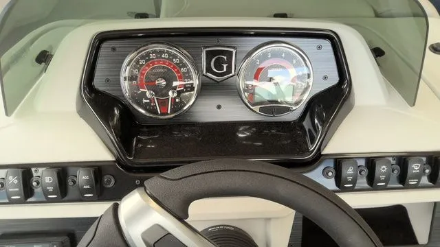 Slide: The Image of Godfrey Sweetwater 2286 SB 27" Impact Center Tube Package 2026 - 15