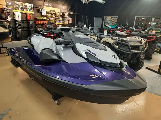 Slide: The Image of Sea-Doo GTI 2025 - 12