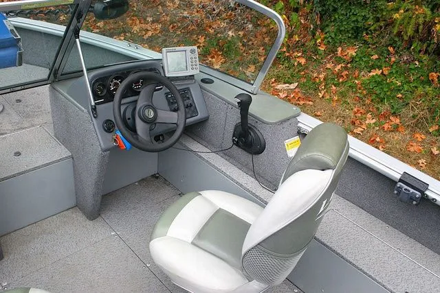 Slide: The Image of Lund 1600 Pro Sport 2005 - 6