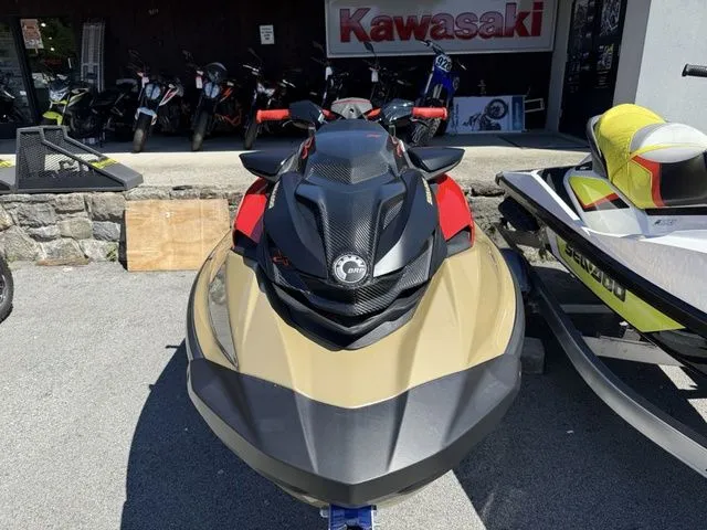 Slide: The Image of Sea-Doo RXP-X 325 2025 - 8