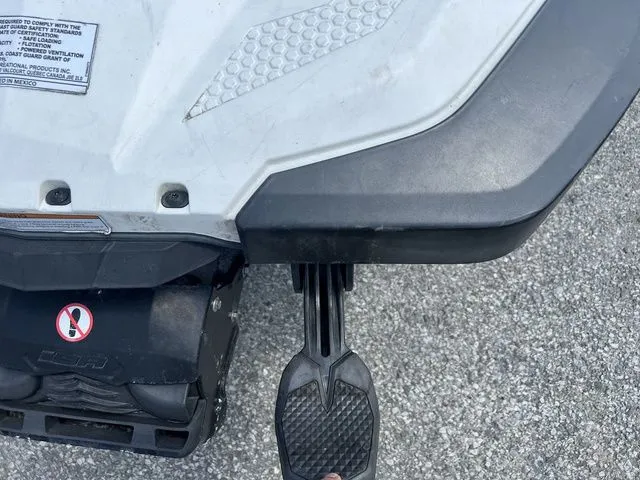 Slide: The Image of Sea-Doo Spark 2up ROTAX® 900 H.O. ACE™ iBR® 2014 - 8