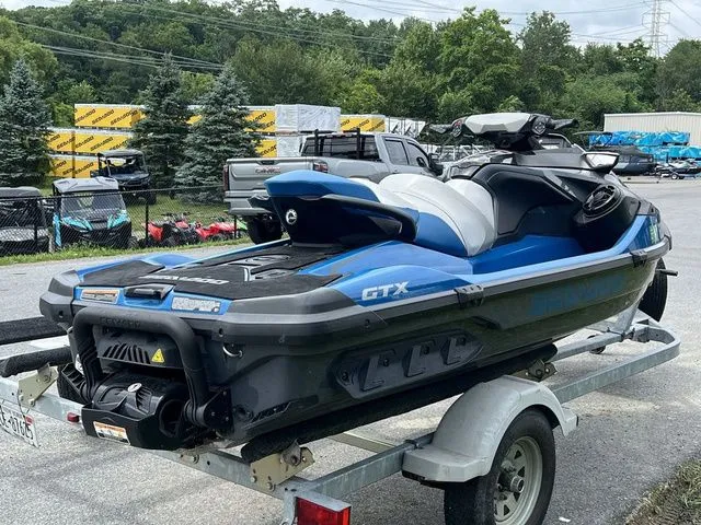 Slide: The Image of Sea-Doo GTX 170 iDF & Sound System 2021 - 6