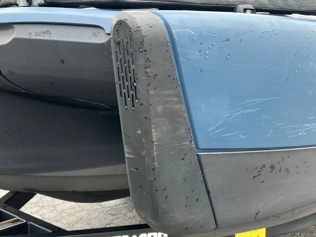 Slide: The Image of Sea-Doo Switch® Sport Compact - 170 hp 2024 - 22