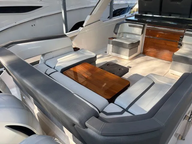 Slide: The Image of Tiara 38 LS 2019 - 8