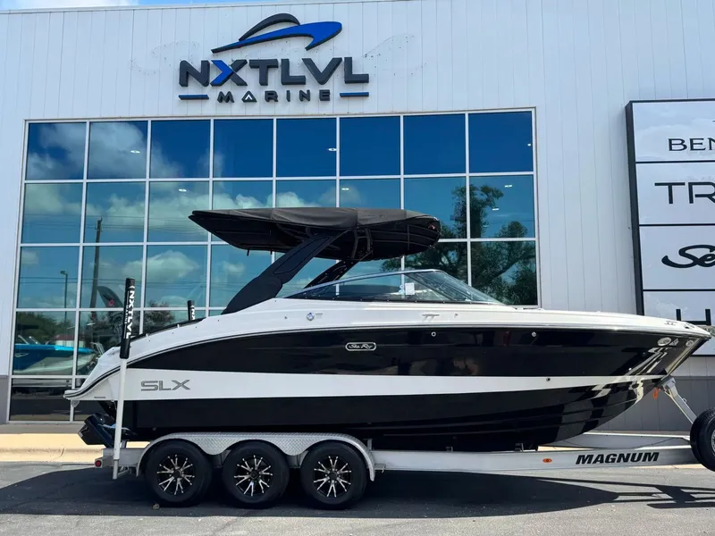 Slide: The Image of Sea Ray SLX 260 Surf 2024 - 3