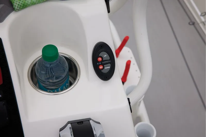 Slide: The Image of Mako 18 Pro Skiff 2026 - 47