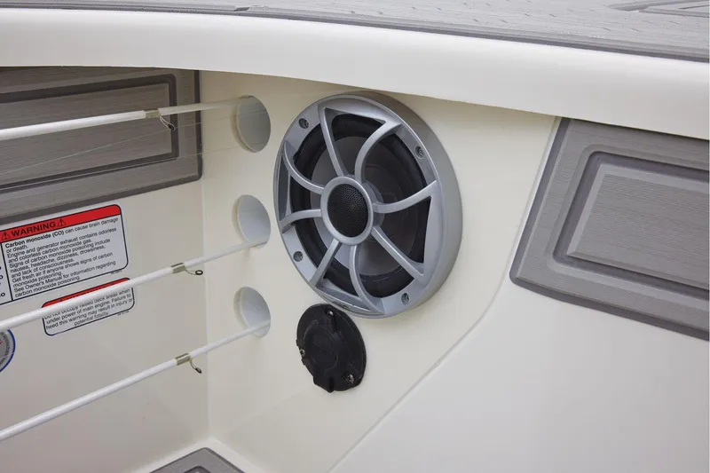 Slide: The Image of Mako 18 Pro Skiff 2026 - 12