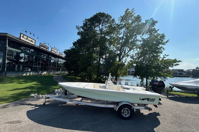 Slide: The Image of Mako 18 Pro Skiff 2026 - 53