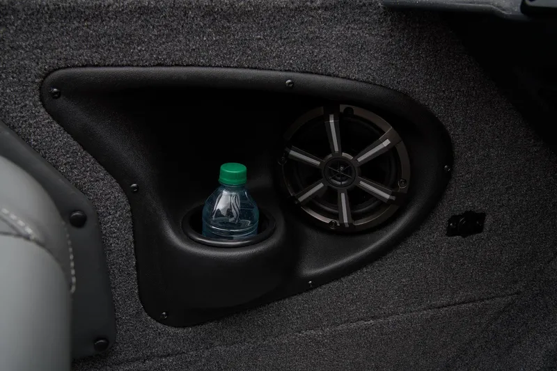 Slide: The Image of Tracker Targa V-19 WT 2026 - 48