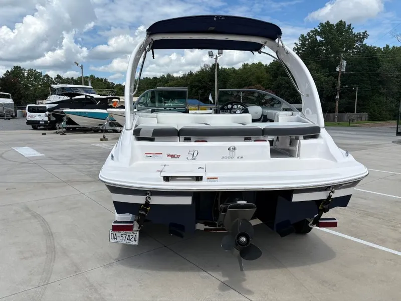 Slide: The Image of Regal 2000 ES 2020 - 9