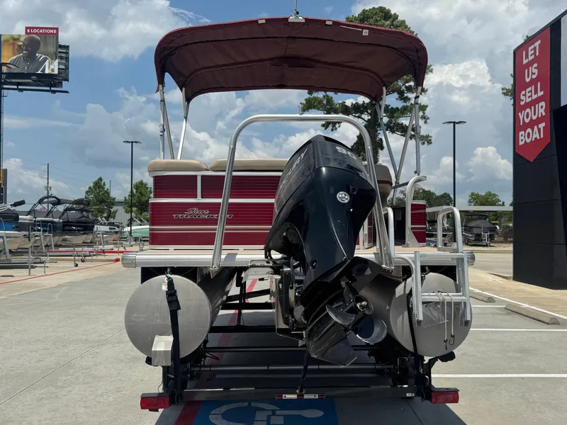 Slide: The Image of Sun Tracker PB22DLX 2013 - 11