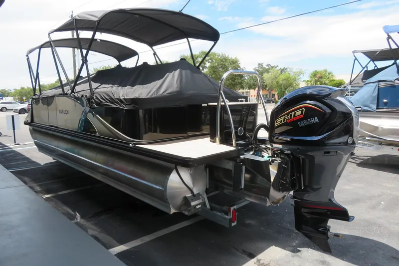 Slide: The Image of 2026 Avalon 2385 LSZ Quad Lounger luxury tri-toon boat with Yamaha engine in Sarasota, FL. - 11