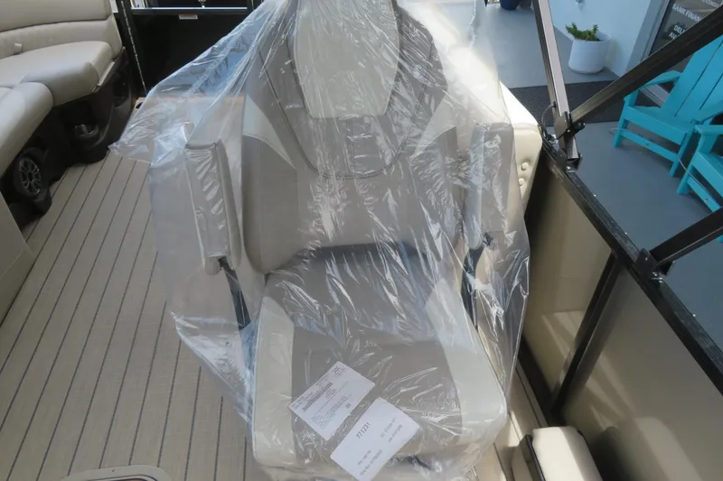 Slide: The Image of Luxury boat seat wrapped in plastic on Avalon 2385 LSZ Quad Lounger, 2026 model. - 26
