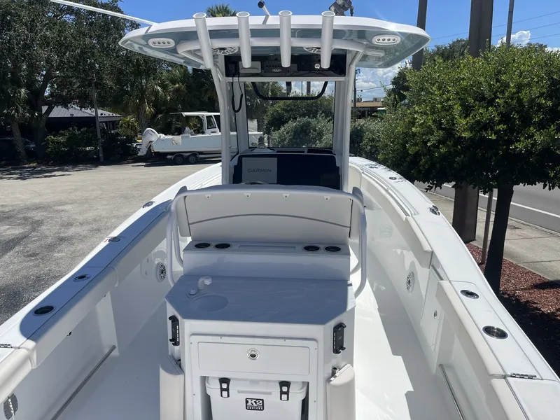 Slide: The Image of Sea Hunt Ultra 275 SE 2026 - 10