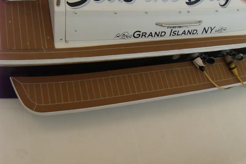 Slide: The Image of 2006 Regal Commodore 4460 boat stern with Grand Island, NY lettering. - 4