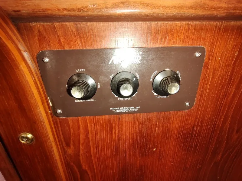 Slide: The Image of Vista 46MY 1984 - 104