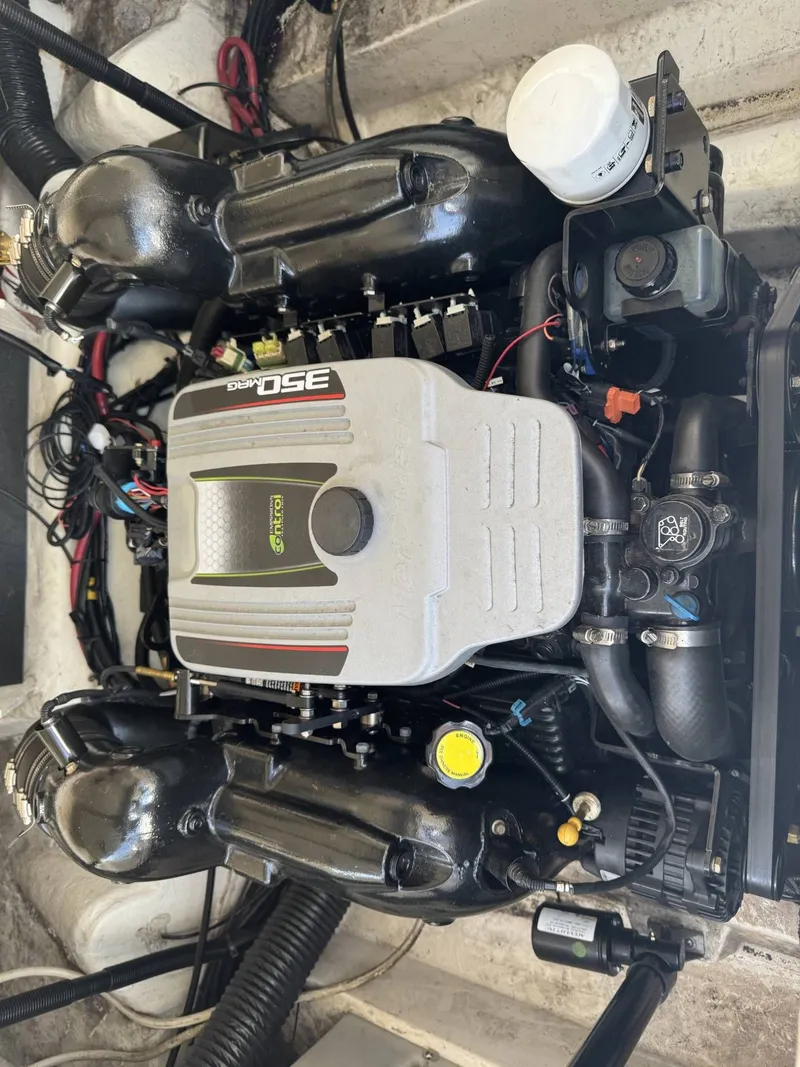 Slide: The Image of Sea Ray 250 SLX 2014 - 12