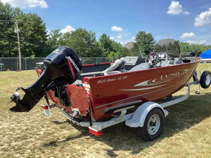 Slide: The Image of Lund 1625 Rebel XL SS 2010 - 4