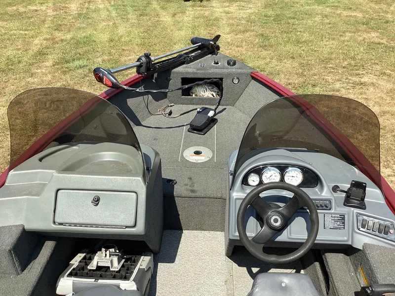 Slide: The Image of Lund 1625 Rebel XL SS 2010 - 5