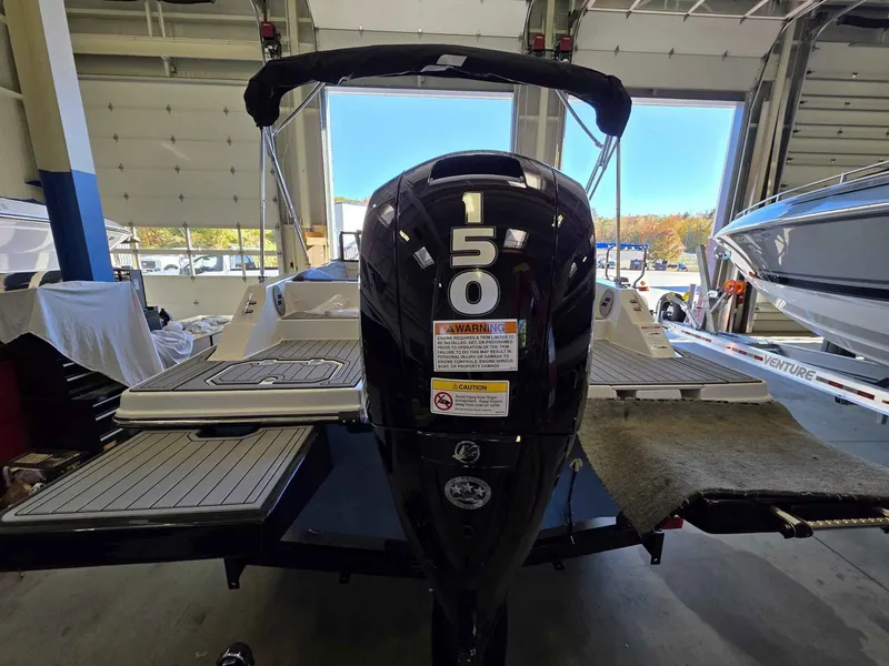 Slide: The Image of Starcraft SVX 210 OB 2026 - 3