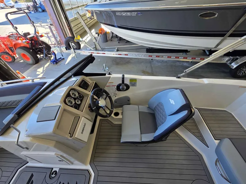 Slide: The Image of Starcraft SVX 210 OB 2026 - 7