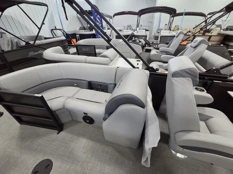 Slide: The Image of Bentley Pontoons Legacy 200 Navigator 2026 - 15