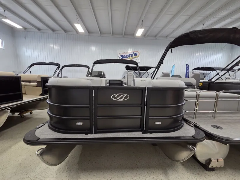 Slide: The Image of Bentley Pontoons Legacy 200 Navigator 2026 - 4