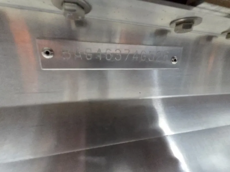 Slide: The Image of Bentley Pontoons Legacy 200 Swingback 2026 - 24