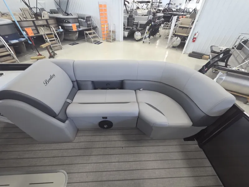 Slide: The Image of Bentley Pontoons Legacy 223 Navigator 2026 - 11