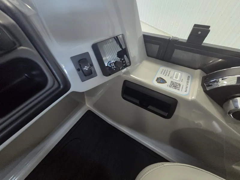 Slide: The Image of Bentley Pontoons Legacy 223 Navigator 2026 - 26