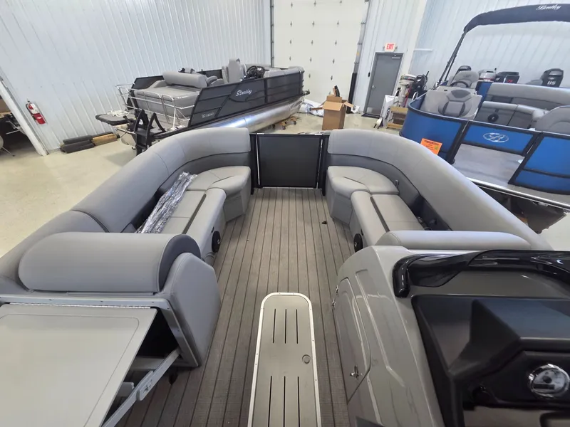 Slide: The Image of Bentley Pontoons Legacy 223 Navigator 2026 - 27