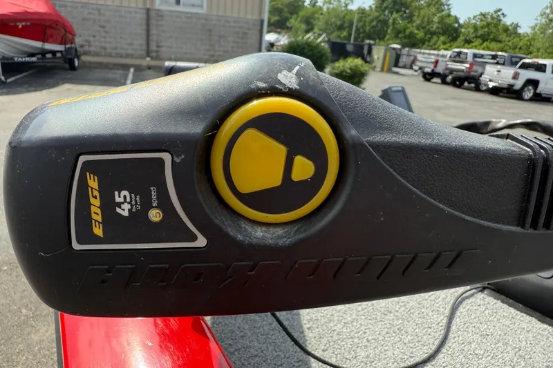 Slide: The Image of Minn Kota Edge 45 trolling motor on 2018 Tracker Pro Team 175 TXW boat. - 6