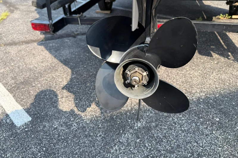 Slide: The Image of Propeller of a 2012 Bentley Pontoons 220 Cruise on a trailer. - 6