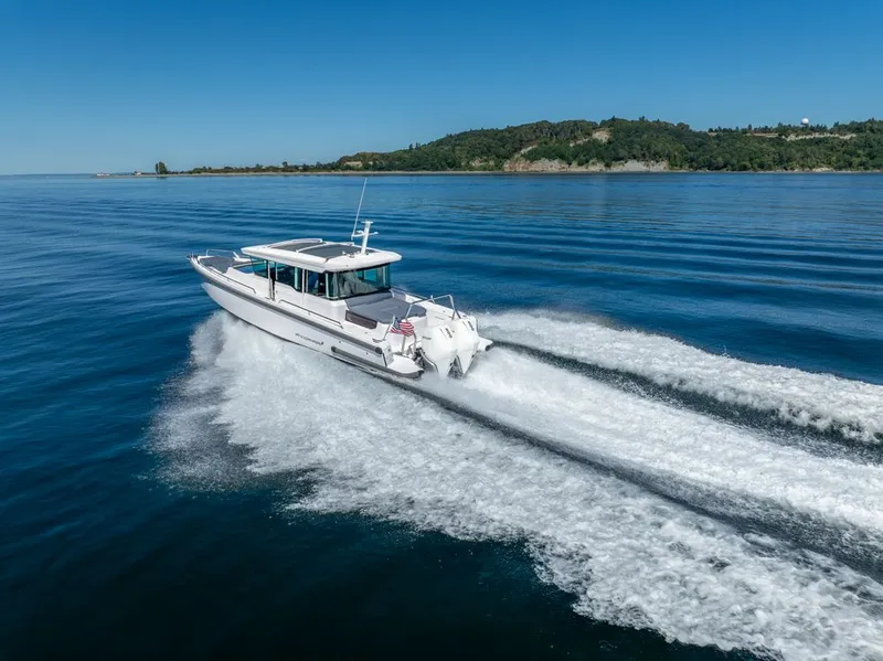 Slide: The Image of Axopar Cross Cabin 2021 - 51