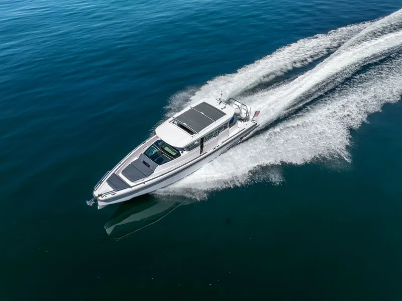 Slide: The Image of Axopar Cross Cabin 2021 - 53