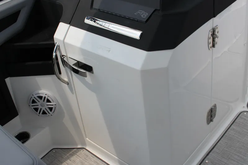 Slide: The Image of 2025 Cobalt R8 Surf boat interior with sleek design and modern features. - 19