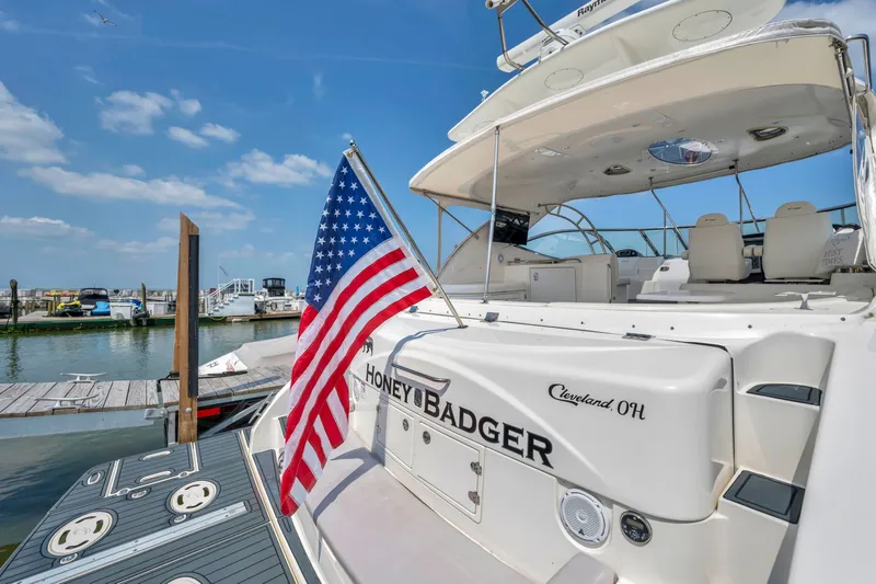 Slide: The Image of Cruisers Yachts 520 Express 2007 - 14