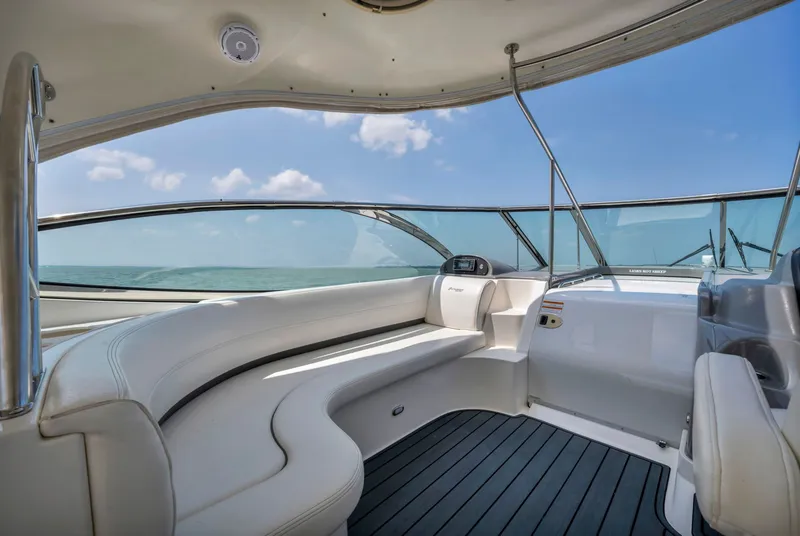 Slide: The Image of Cruisers Yachts 520 Express 2007 - 17