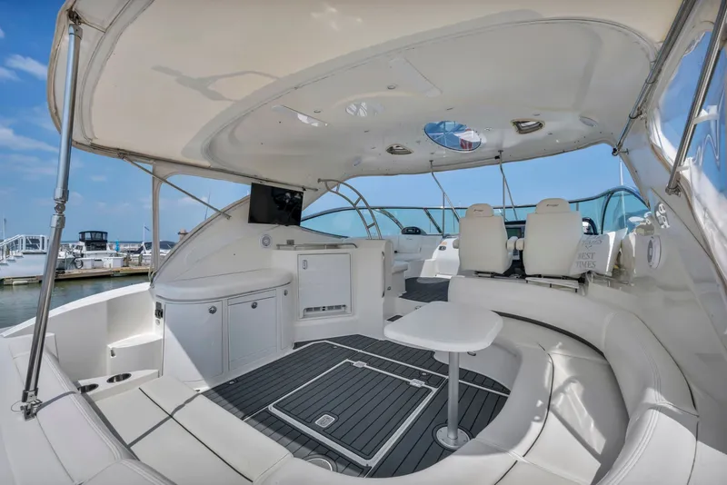 Slide: The Image of Cruisers Yachts 520 Express 2007 - 28