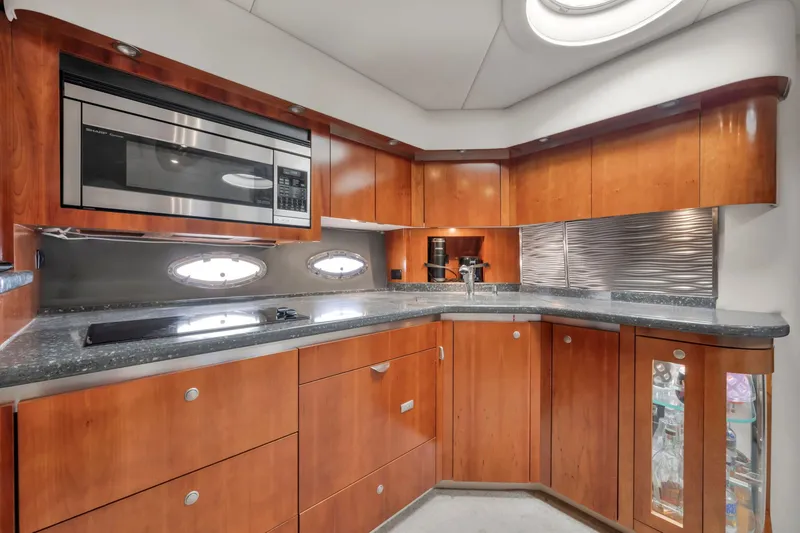 Slide: The Image of Cruisers Yachts 520 Express 2007 - 42