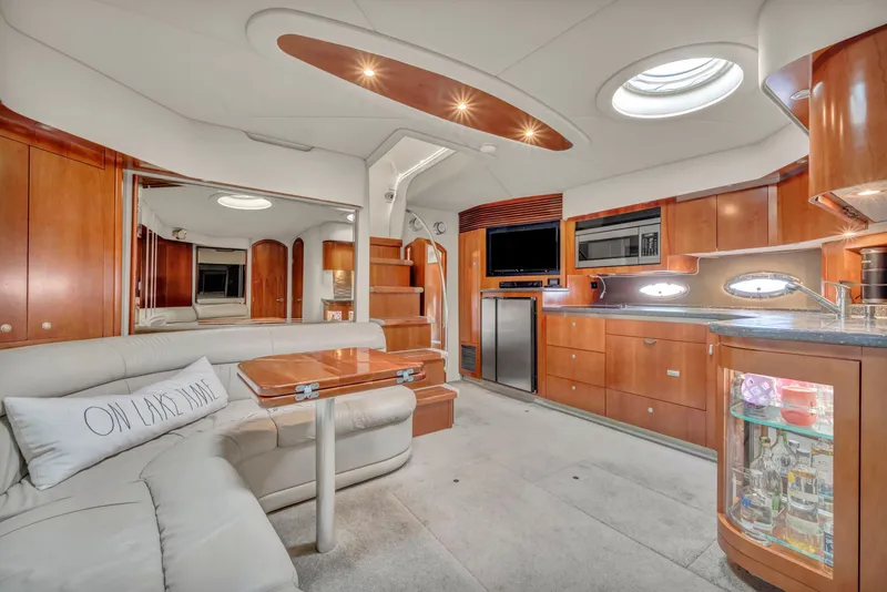 Slide: The Image of Cruisers Yachts 520 Express 2007 - 44