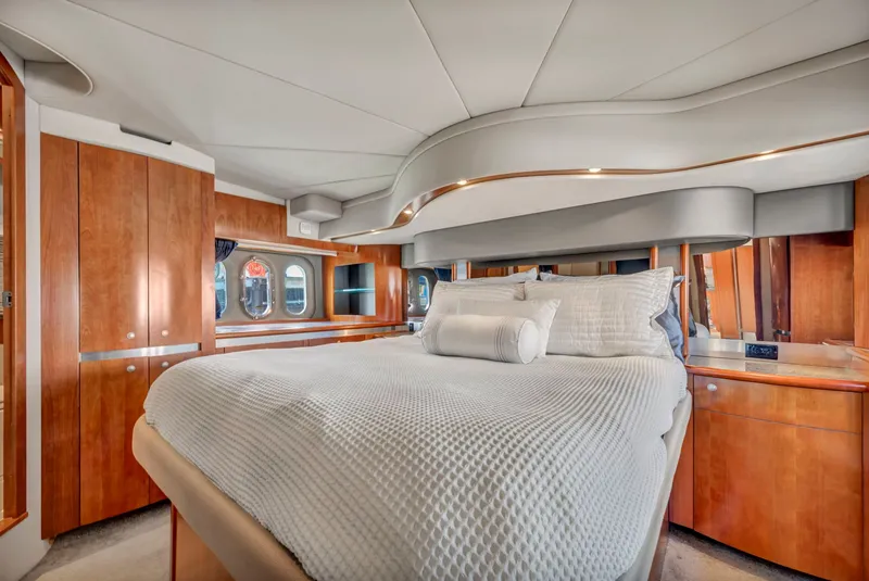 Slide: The Image of Cruisers Yachts 520 Express 2007 - 45