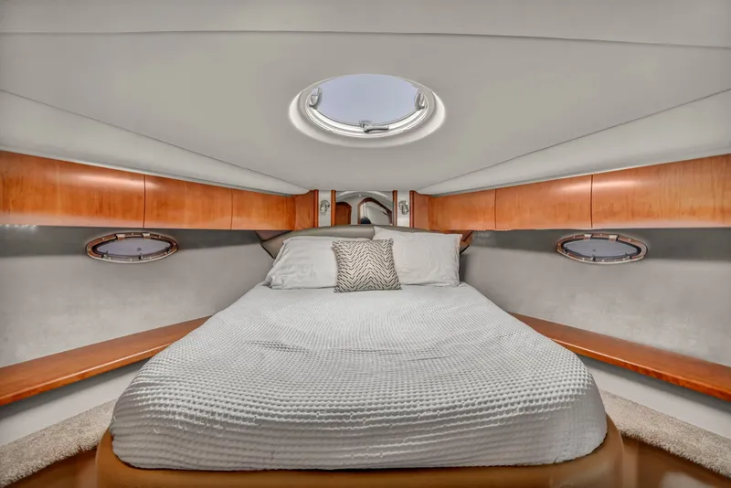 Slide: The Image of Cruisers Yachts 520 Express 2007 - 51