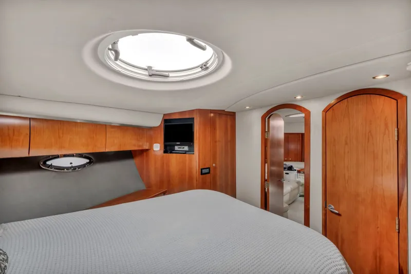 Slide: The Image of Cruisers Yachts 520 Express 2007 - 54