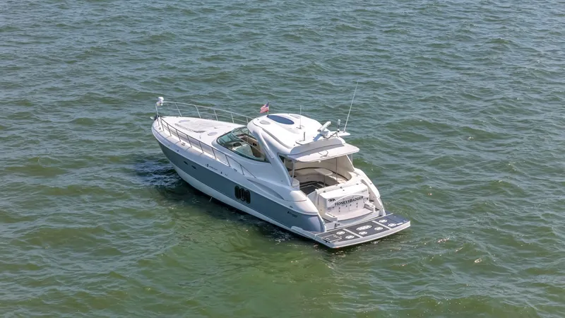 Slide: The Image of Cruisers Yachts 520 Express 2007 - 6