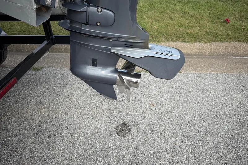 Slide: The Image of 2018 Sweetwater Sunrise 206 F pontoon boat on trailer with Yamaha outboard motor. - 24